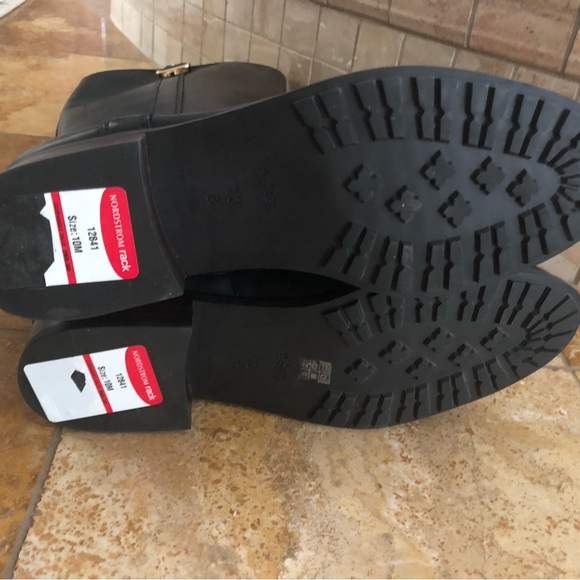 NWT Coach Easton Semi Matte Calf Black Extended Boots. - Picture 5 of 8